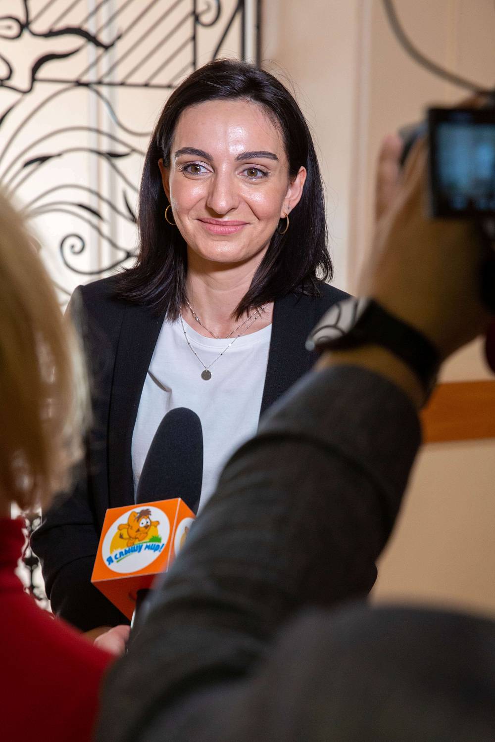 Серафима Сугарова (лор-хирург, заведующая отделом диагностики и реабилитации нарушений слуха в ФГБУ "СПб НИИ ЛОР" Минздрава России, эксперт ассоциации сети международных центров слуховой имплантации HEARRING)